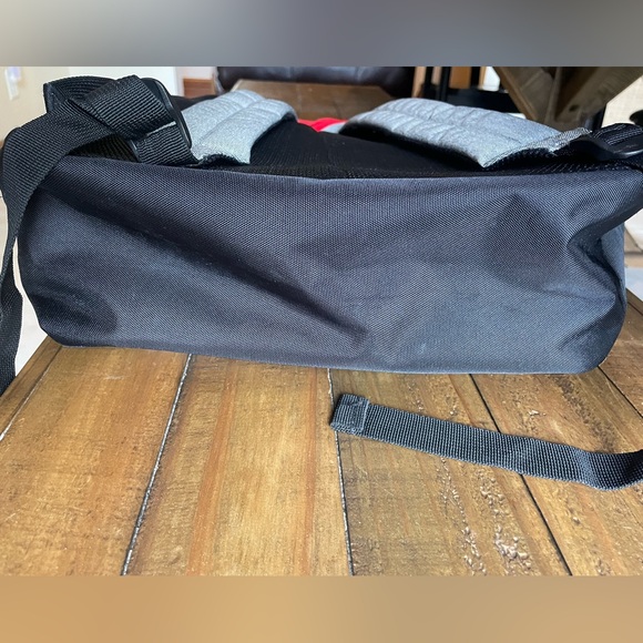 Nintendo Backpack *NWOT* - Picture 5 of 6